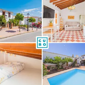 Apartamento Cubo's Estudio Noches De Luna B & Pool, Casabermeja